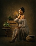 CANDLE LADY IN GREY