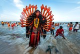 RED KALI IN WATER 6265