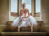 Ballerina in thoughts